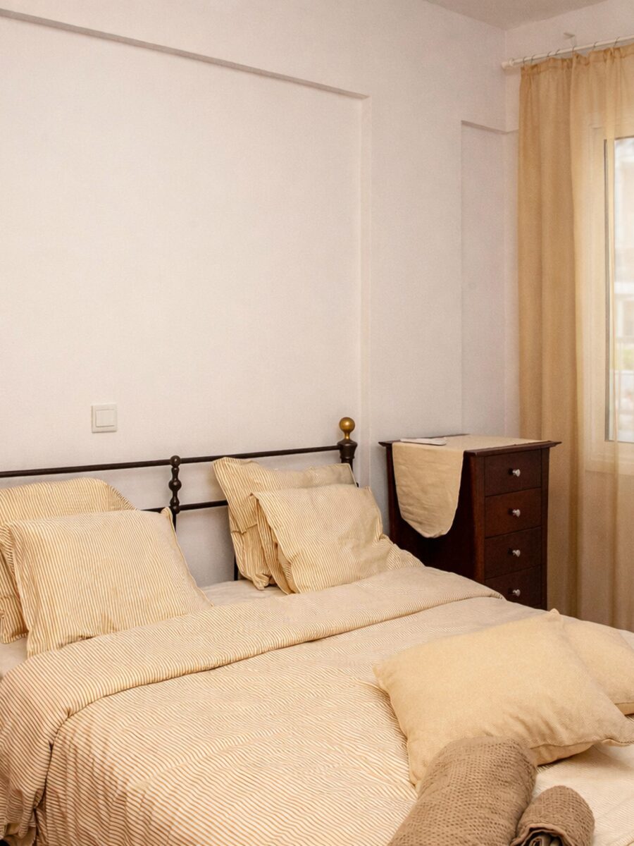 Finished bedroom, Pervolia project